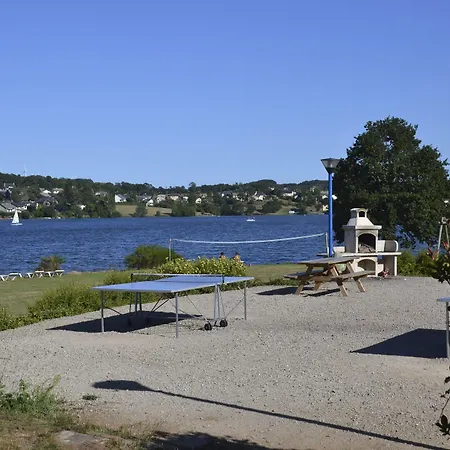 Le Hameau Des Lacs * Villefranche-de-Panat