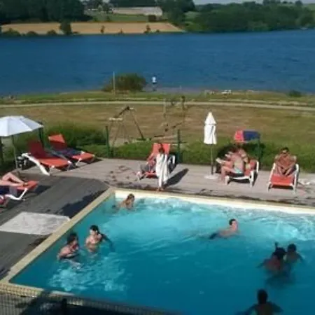 Le Hameau Des Lacs 酒店 *