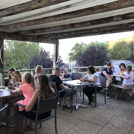 Otel Le Hameau Des Lacs *