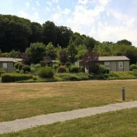 Le Hameau Des Lacs Otel